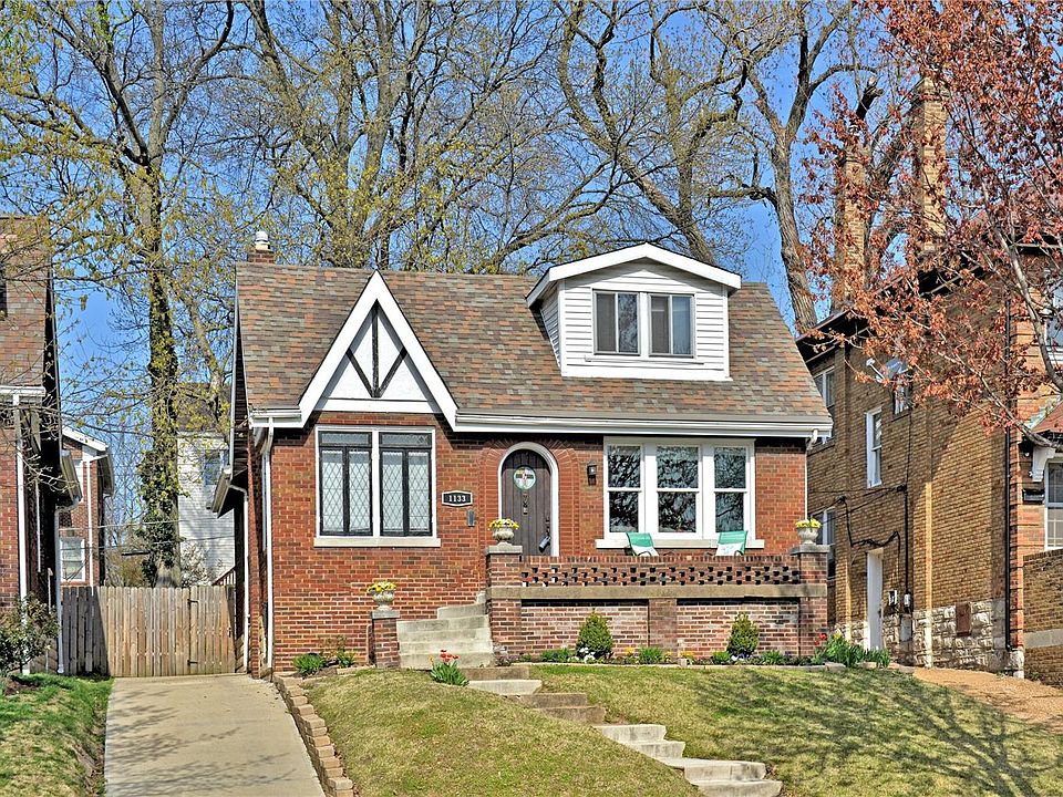1st image of 1133 Moorlands Dr