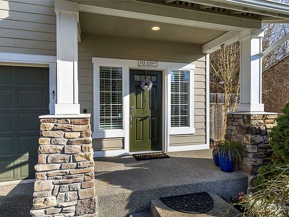 2nd image of 933 117th Drive SE