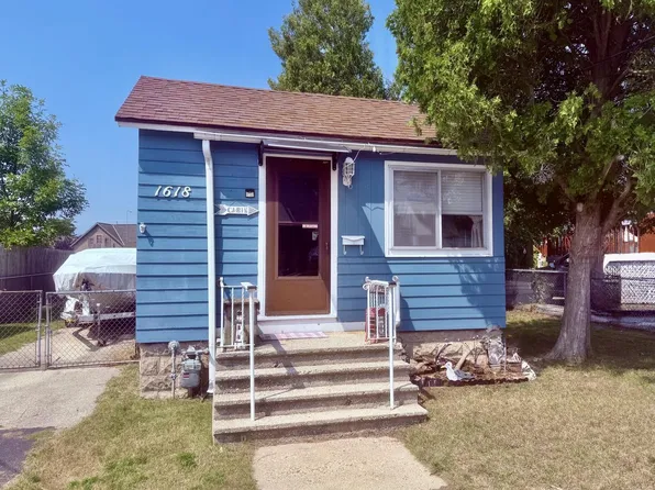 1618 Jackson STREET, Two Rivers, WI 54241