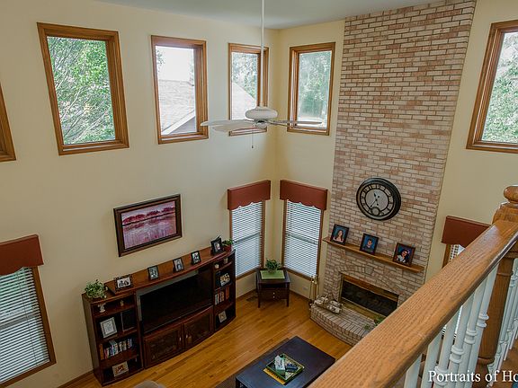 4th image of 142 W Greenfield Ave