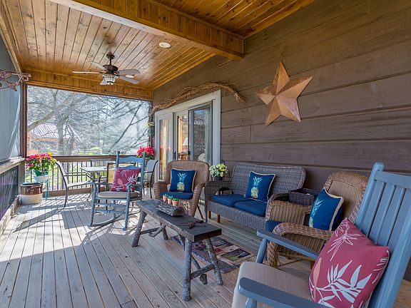 4th image of 45 Riverwood Pl