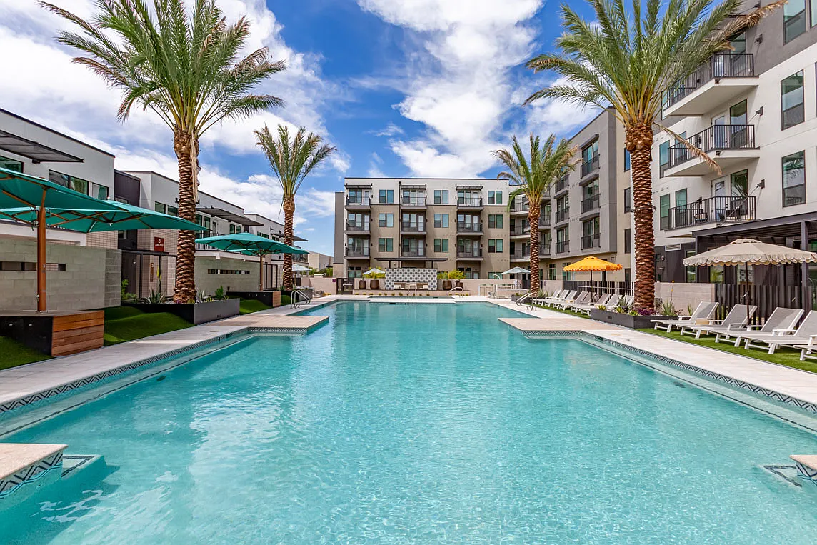 MAA Val Vista — Photo 1