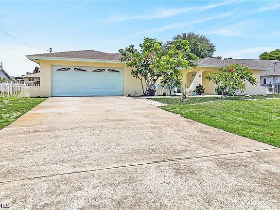 3rd image of 3937 SE 9th Ct