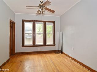 2138 W Wellington Ave, Chicago, IL 60618