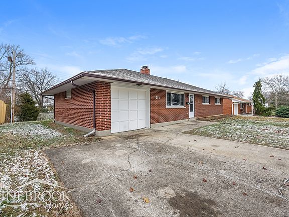 2nd image of 213 Ironwood Dr