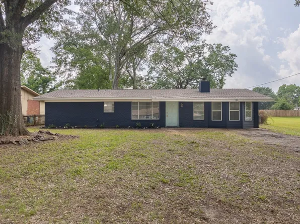 409 Hanks St, Whitehouse, TX 75791