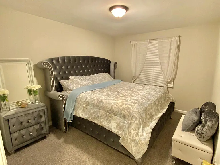Master bedroom very spacious can even fit a KING frame bed!