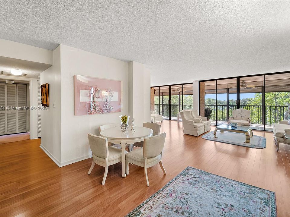 1st image of 2812 N 46th Ave APT G566