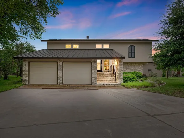 320 Lucy Ln, Horseshoe Bay, TX 78657