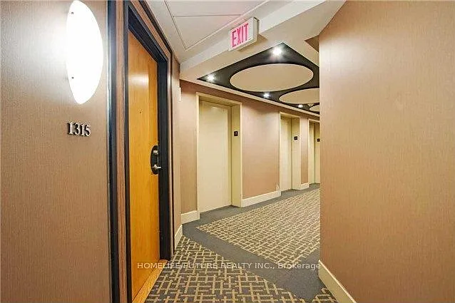3 bed, $2,995 — Photo 3