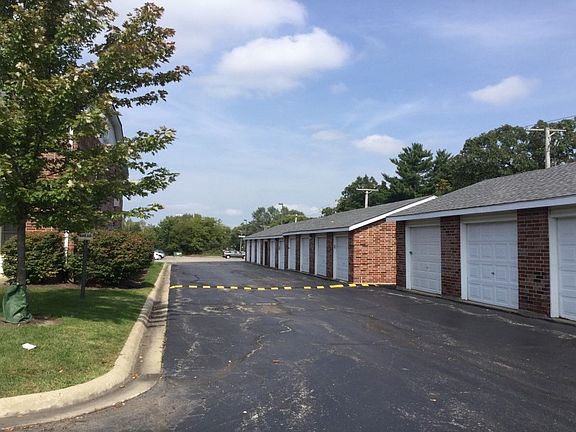 4th image of 431 Leah Ln APT 1B