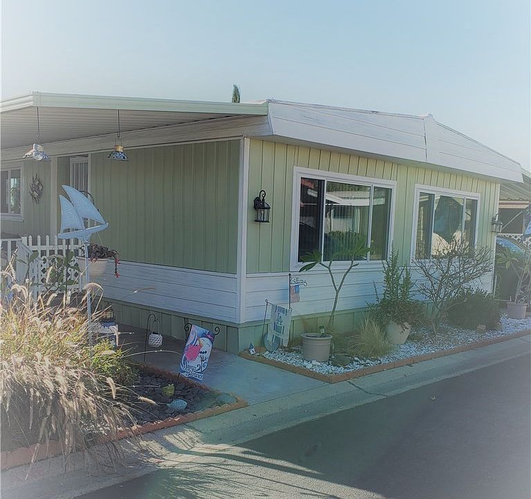 1st image of 3945 Bradford St Spc 77