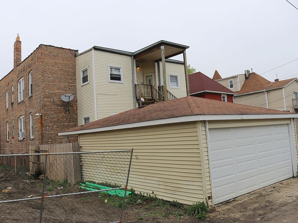 2nd image of 5723 W Ohio St