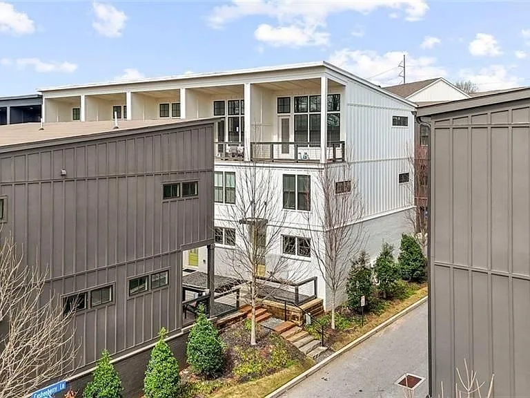 900 Brees Ct — Photo 25