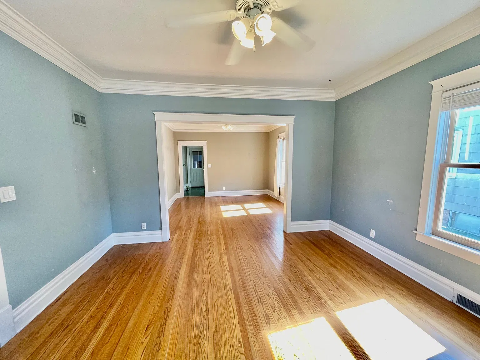 818 Seymour Avenue — Photo 3