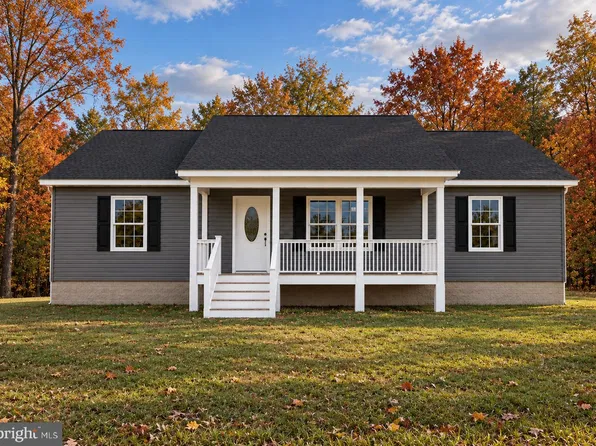 1117 Western Ln, Front Royal, VA 22630