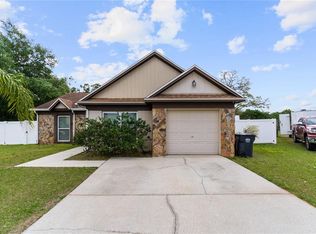 217 Regal Park Dr, Valrico, FL 33594