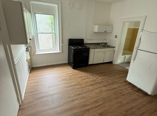 82 Main St APT 1, Cohoes, NY 12047