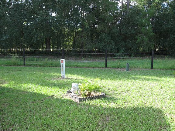 5th image of 10620 SW 27th Ave Lot 111A