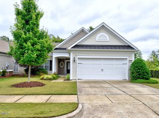 913 Gillinder Pl, Cary, NC 27519
