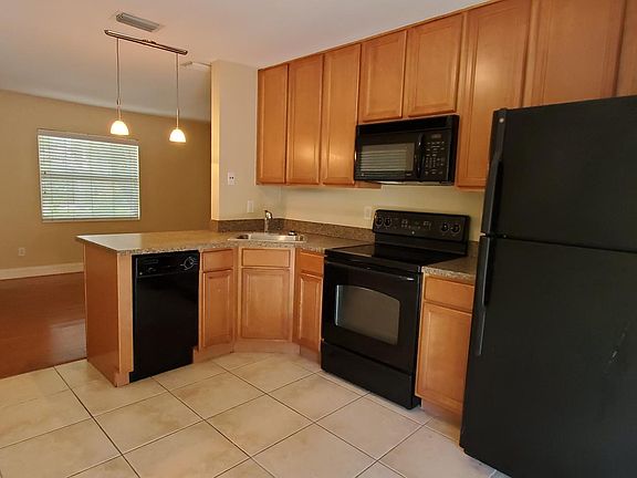 4th image of 3110 S Bumby Ave