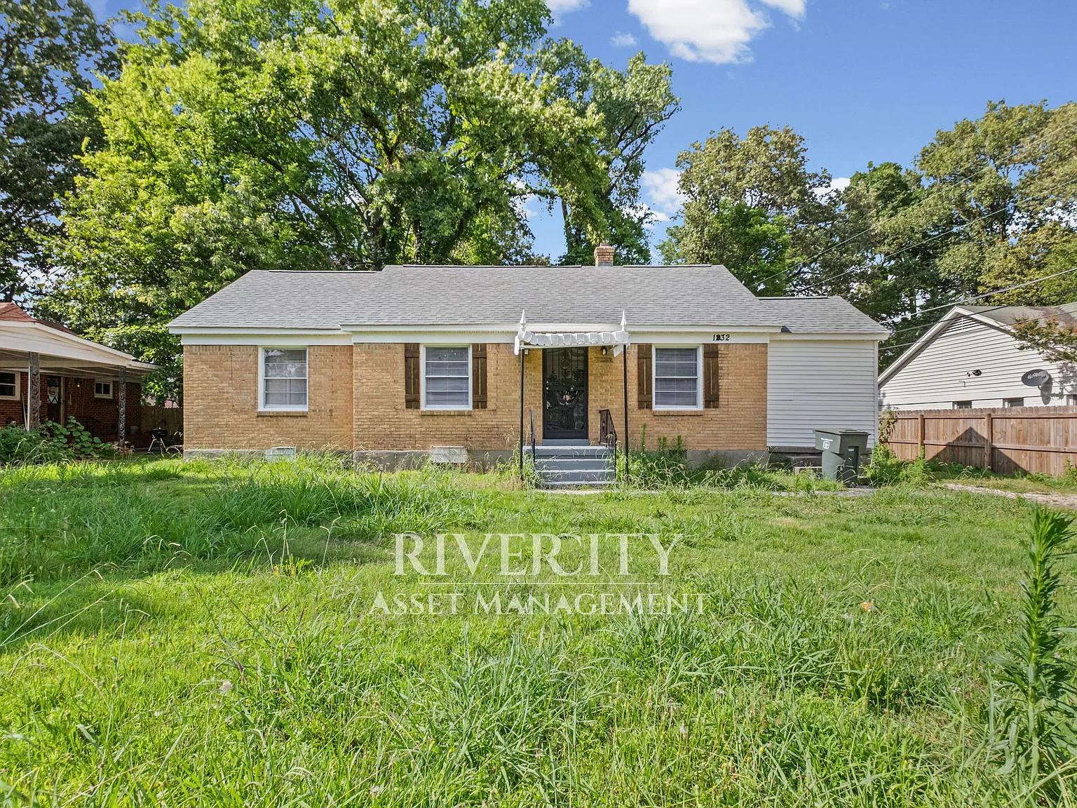 1232 Vaughn Road - 1 — Photo 1