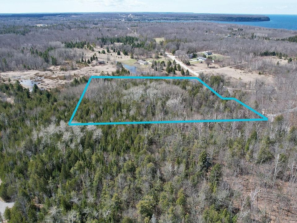2nd image of Garrett Bay Rd #1