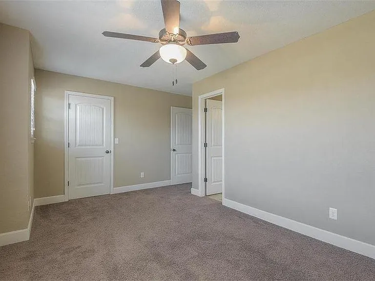 3800 NW 94th St — Photo 15