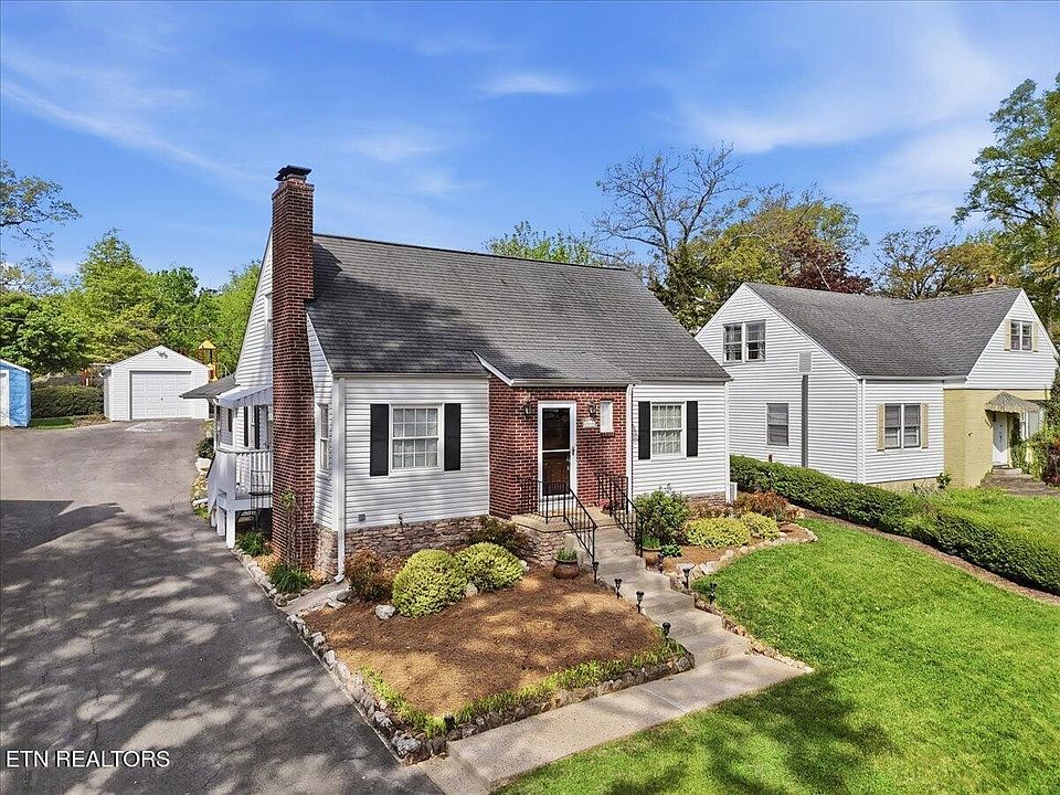 1st image of 2445 Kennington Rd