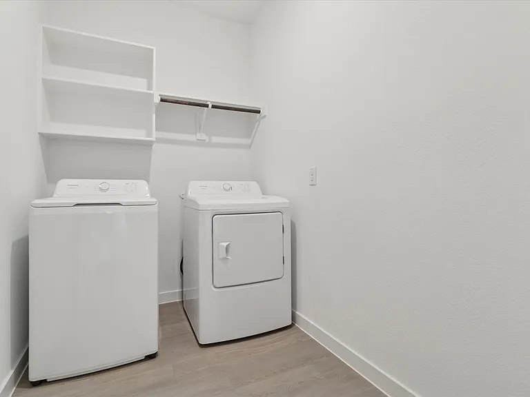 1805 Alpine Larch Ln — Photo 24
