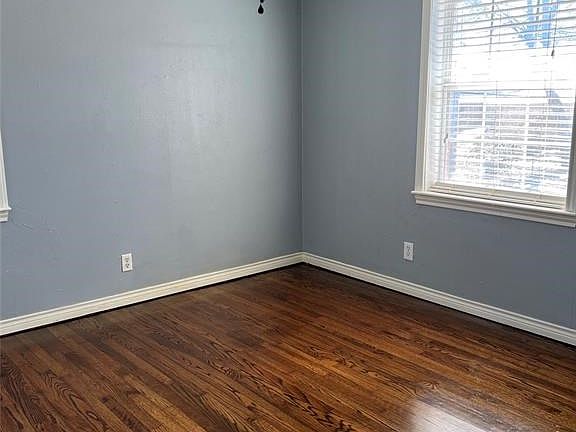 2nd image of 112 Whitehurst St