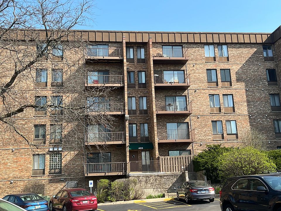 1st image of 425 Walnut Creek Ln Unit 1306