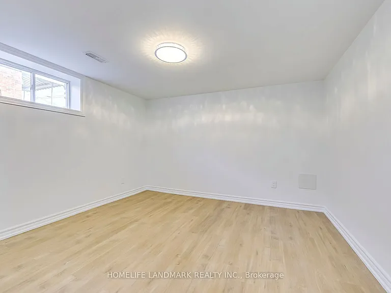146 Manning Ave — Photo 28