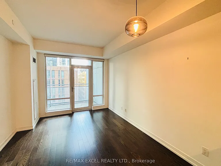 21 Widmer St #901 — Photo 18