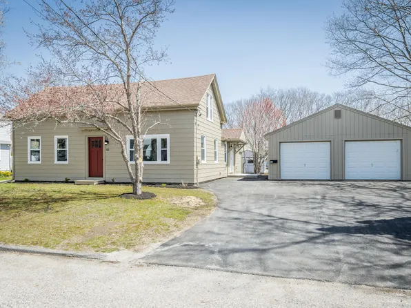 82 Linton Street, South Portland, ME 04106