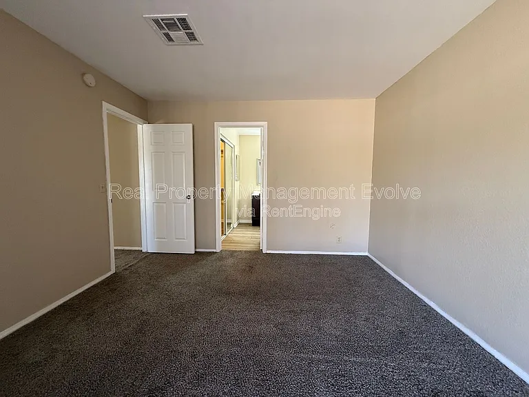 3936 W Chama Dr — Photo 10