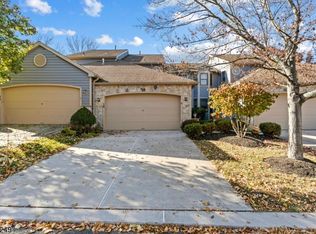 18 Hillside Ct, Lambertville, NJ 08530