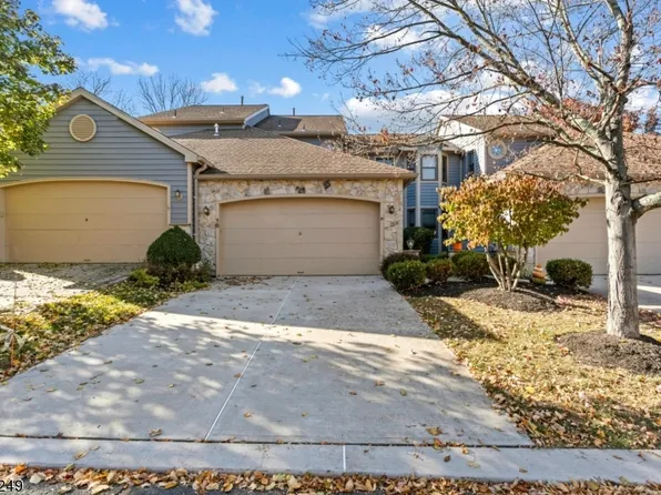 18 Hillside Ct, Lambertville City, NJ 08530