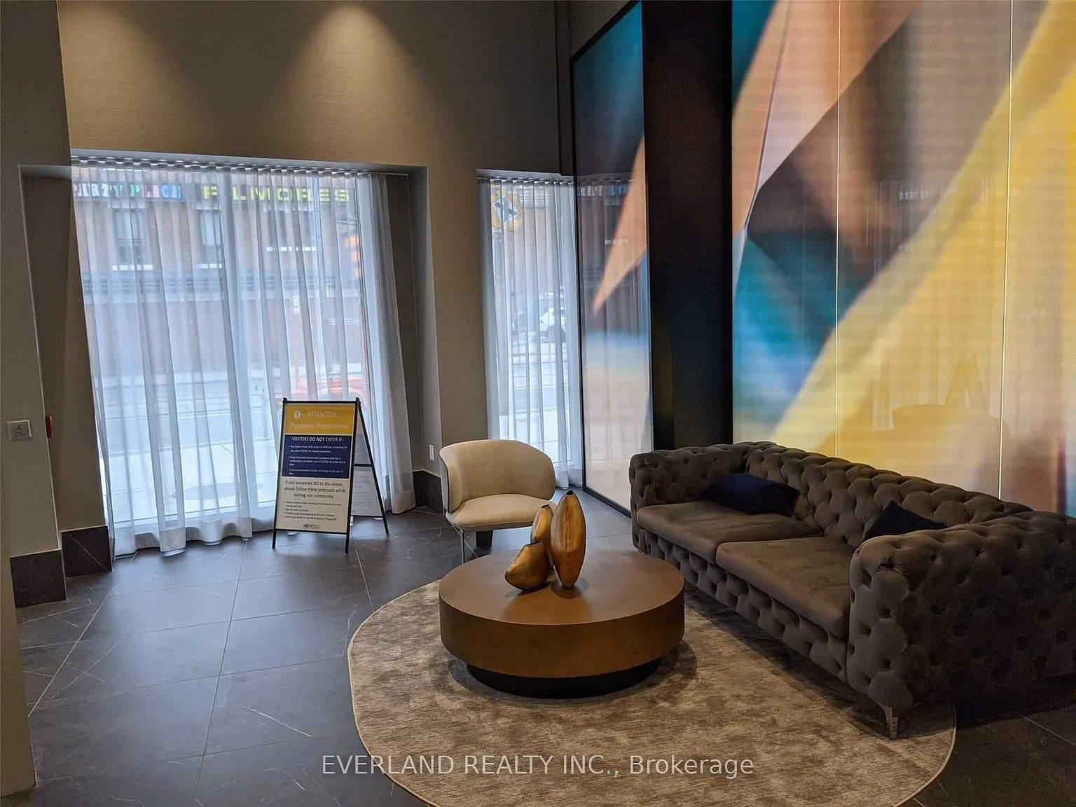 1 bed, $2,080 — Photo 4