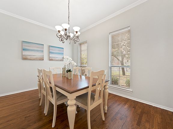 4th image of 1936 Palisade Ct