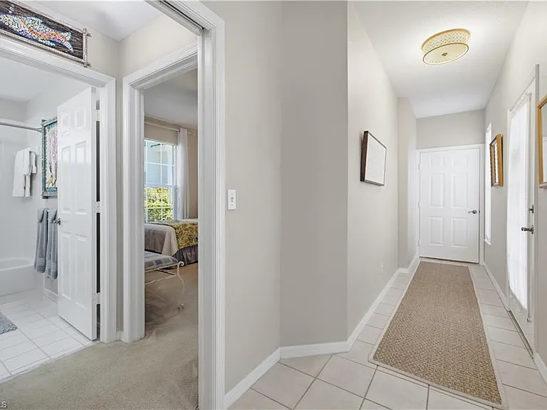 7054 Barrington Cir #102 — Photo 3