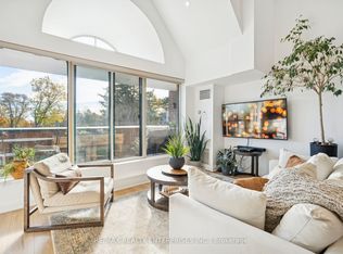 185 Robinson St #Penthouse 08, Oakville, ON L6J 7P6
