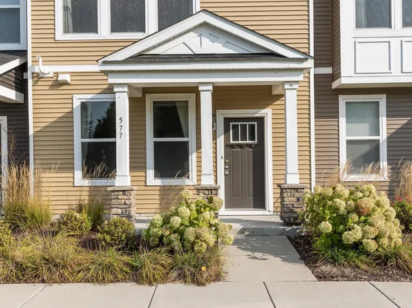 577 Satori Way, Chaska, MN 55318