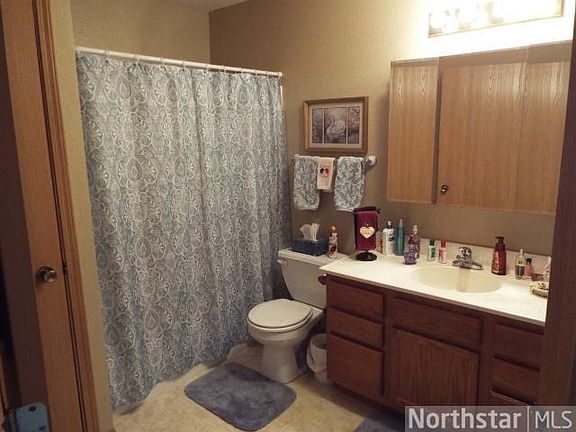 4th image of 327 Sunrise Ln