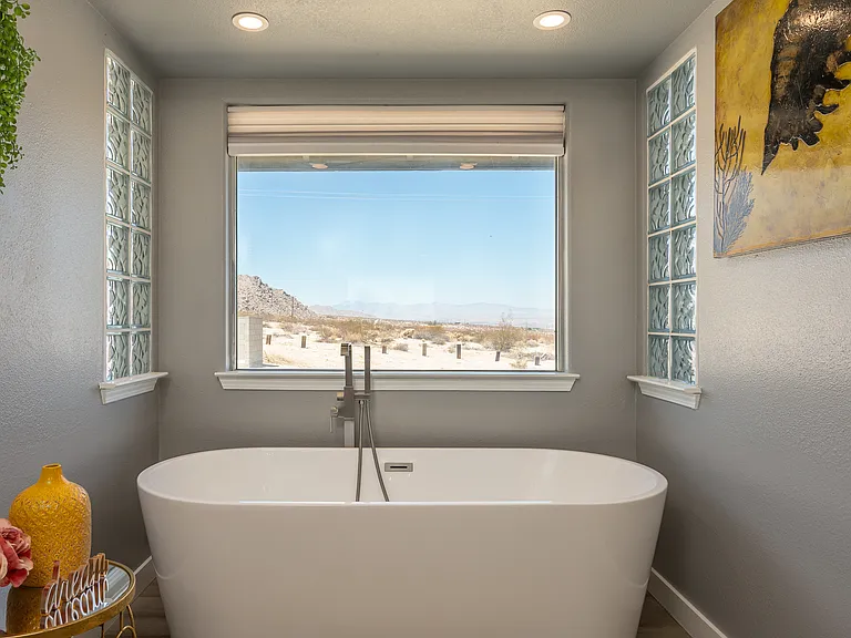 68054 Sullivan Rd — Photo 23