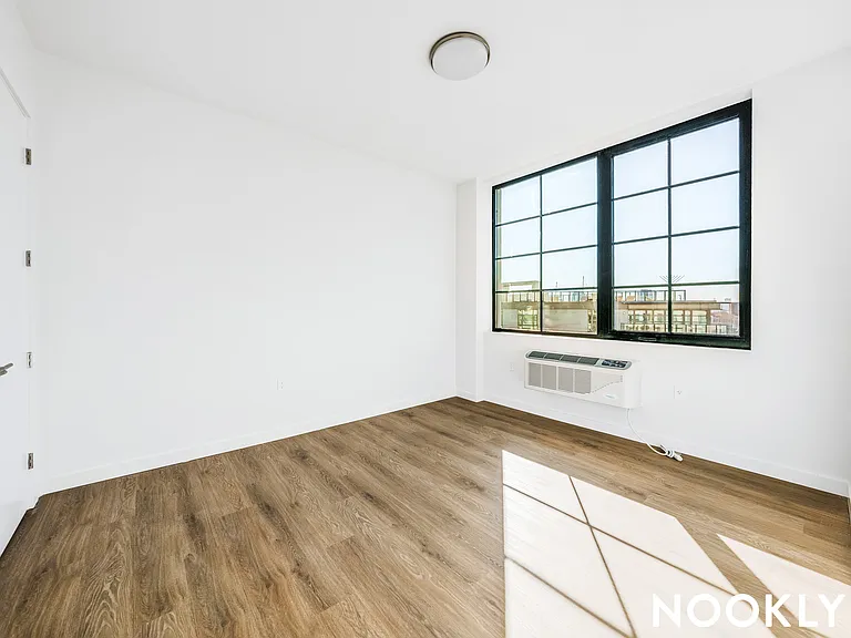 40 Bruckner Blvd #1002 — Photo 4