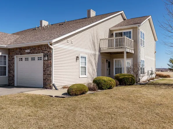 15611 Sienna Ct, South Beloit, IL 61080