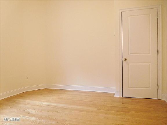 4th image of 206 W 106th St APT 53