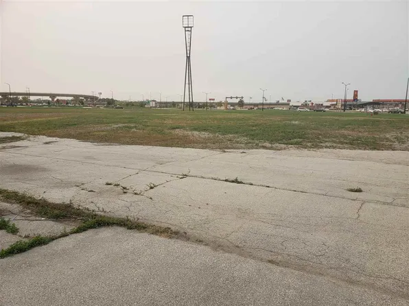 134 S Taylor St, Green Bay, WI 54303