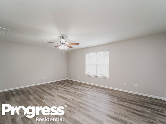 5th image of 4921 Patricia Ann Ln #108